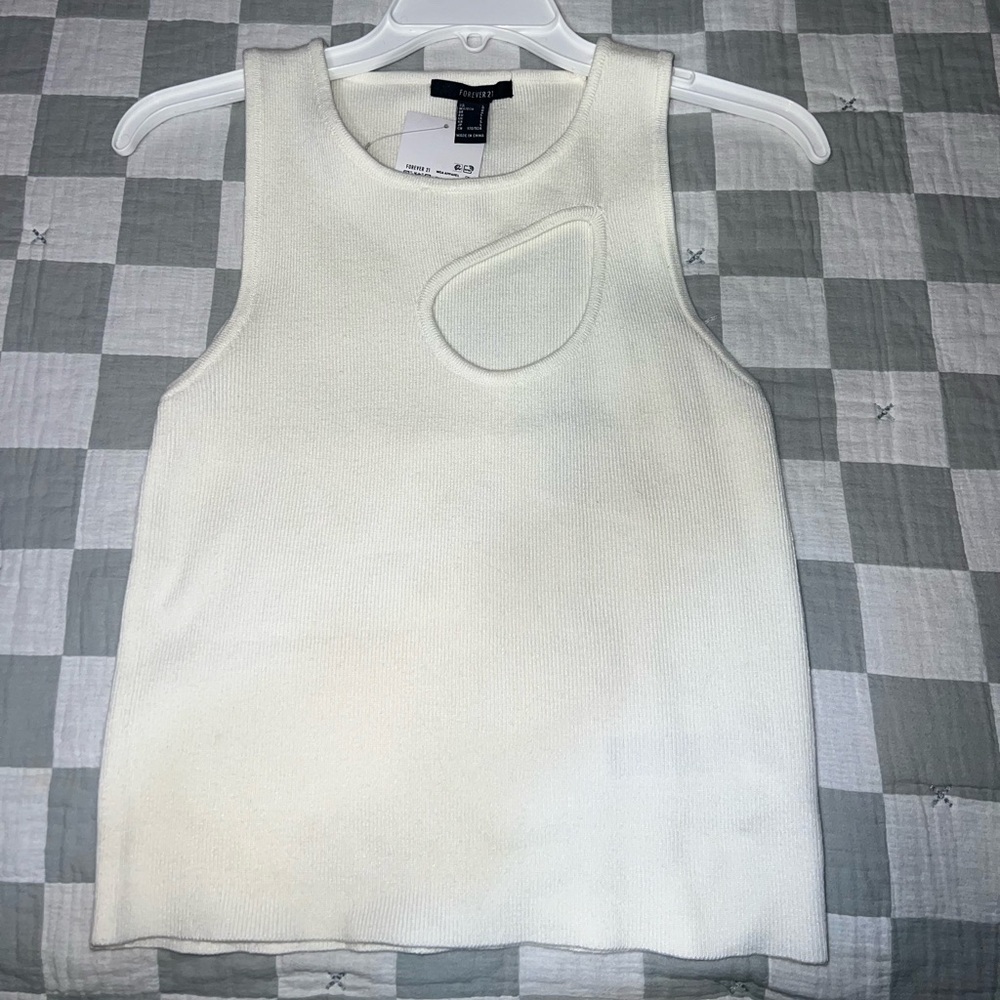 Cute tank top for night out!